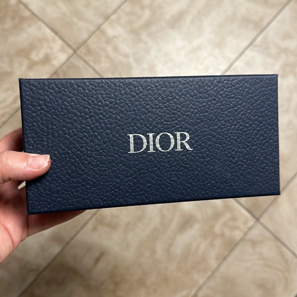 DIOR DIOR DIOR EMPTY tiny box for Sale!!!π - Picture 7 of 14
